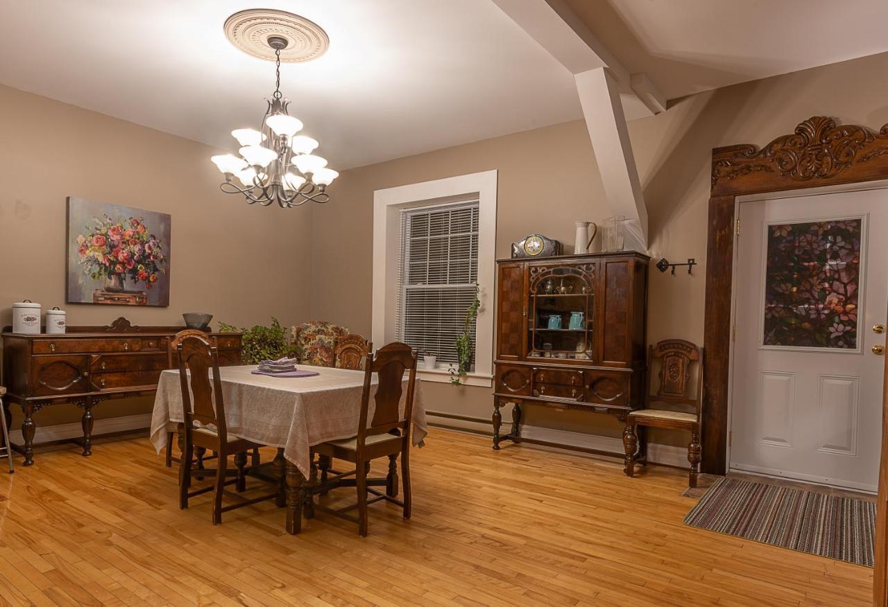 St. Martins Country Inn & Vaughan'S Restaurant 外观 照片