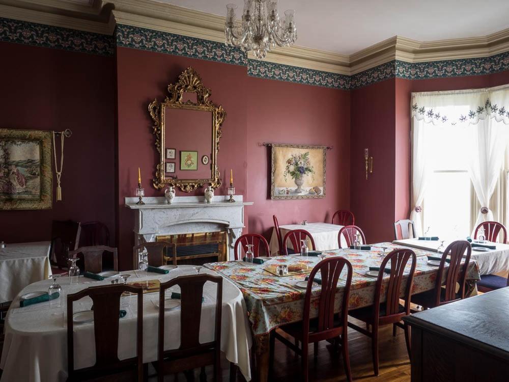 St. Martins Country Inn & Vaughan'S Restaurant 外观 照片